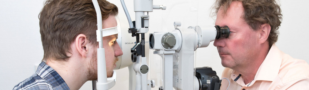 Kontaktlinsenanpassung - Augenglasbestimmung